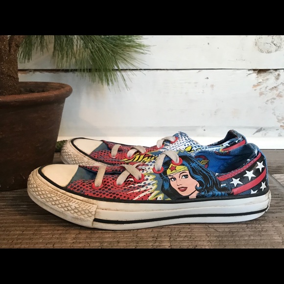 wonder woman converse size 4